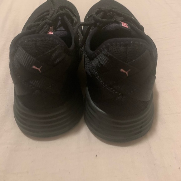 Puma Black Athletic Shoes - Picture 3 of 7